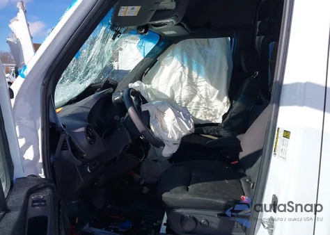 2023 Mercedes-Benz Sprinter 2500 High Roof 4-Cyl Diesel from USA, damaged, VIN W1Y4KCHY0PT147883